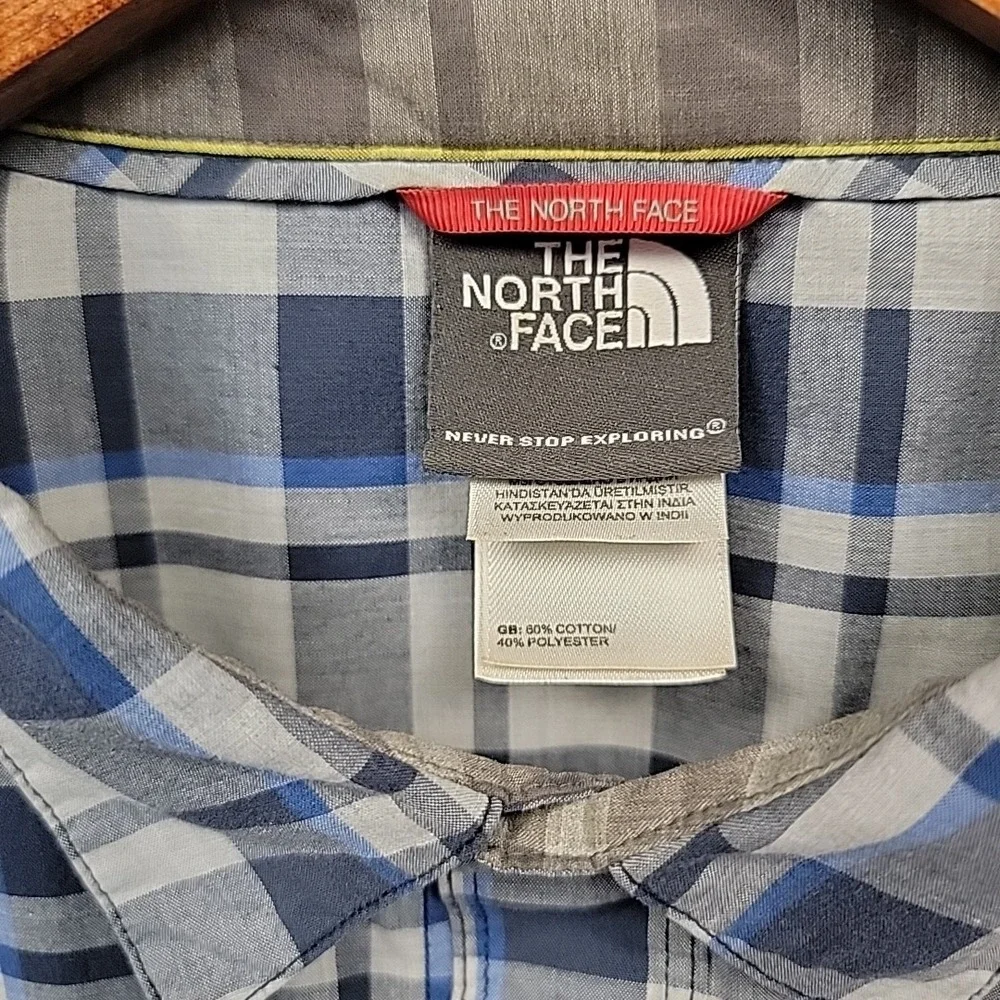 THE NORTH FACE Men's Size L Blue‎ and Gray Plaid Shirt Short Sleeve Button Down
